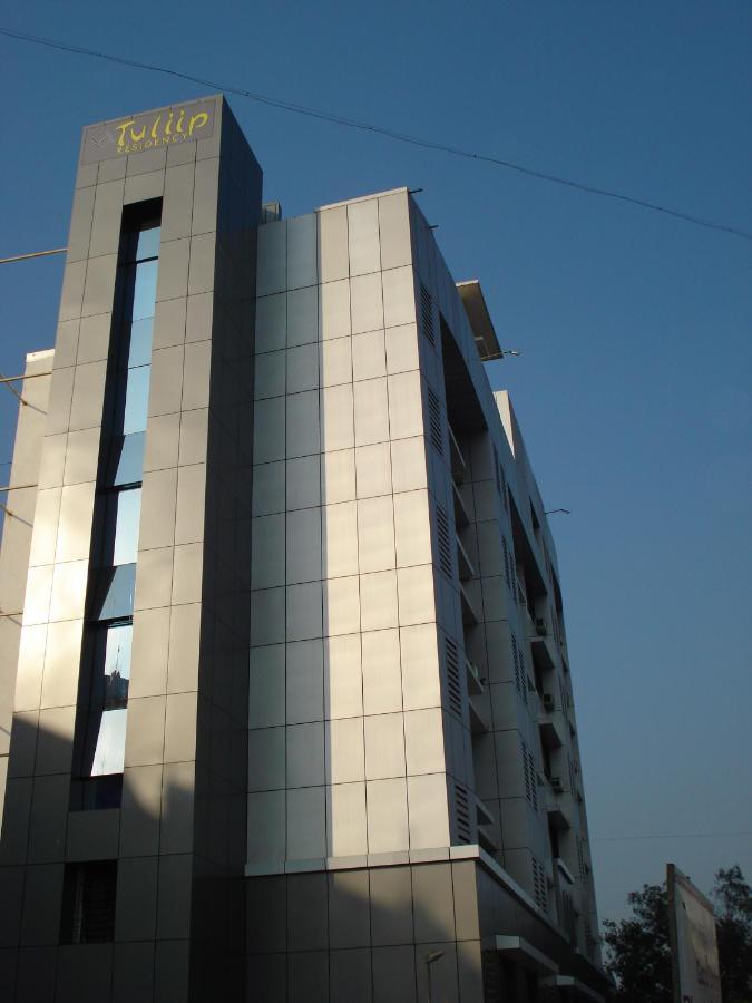 מלון מומביי Tuliip Residency מראה חיצוני תמונה