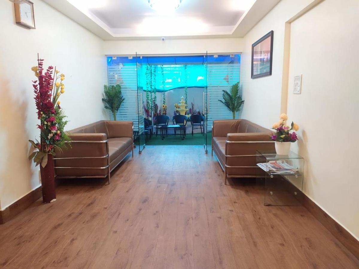 מלון מומביי Tuliip Residency מראה חיצוני תמונה