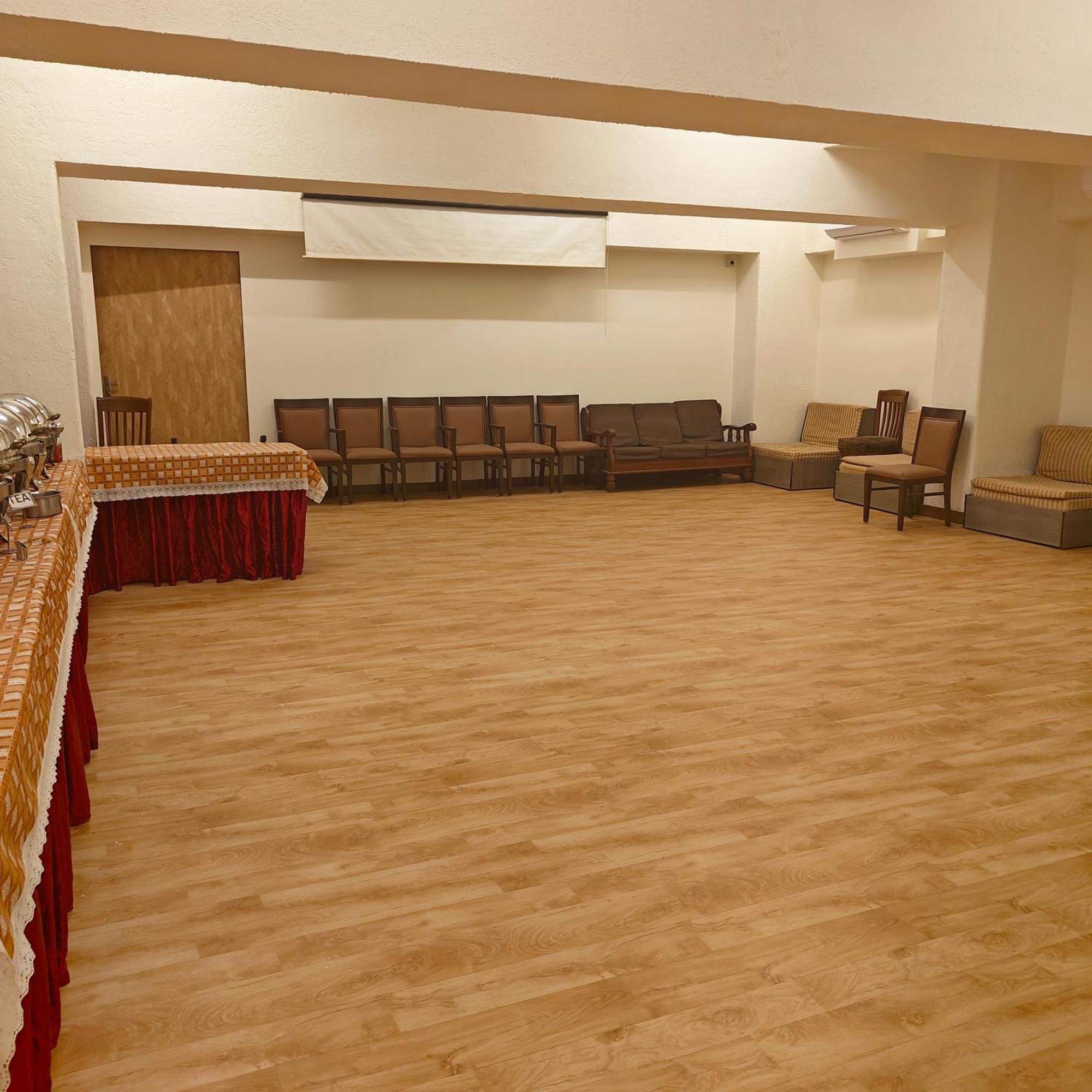מלון מומביי Tuliip Residency מראה חיצוני תמונה