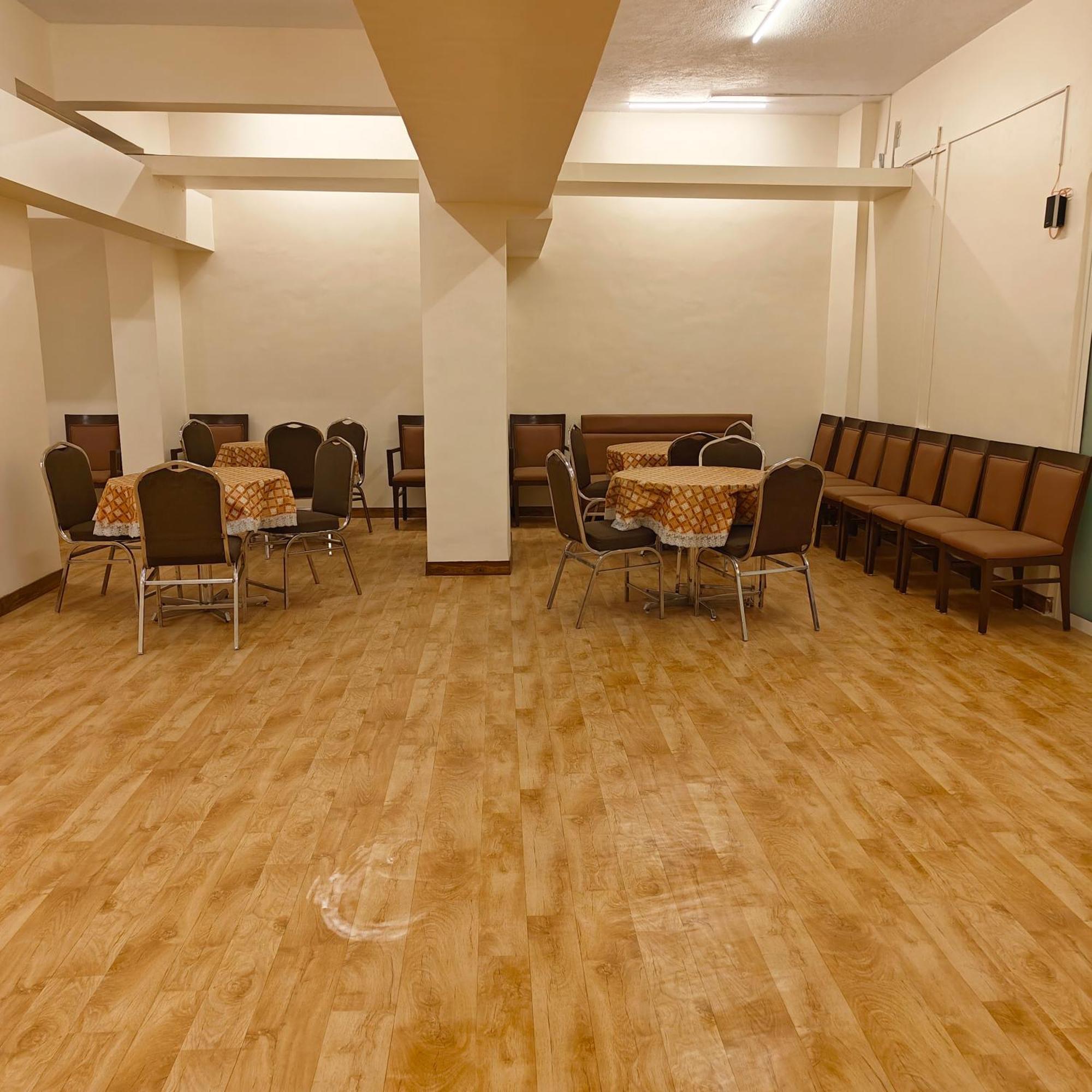 מלון מומביי Tuliip Residency מראה חיצוני תמונה