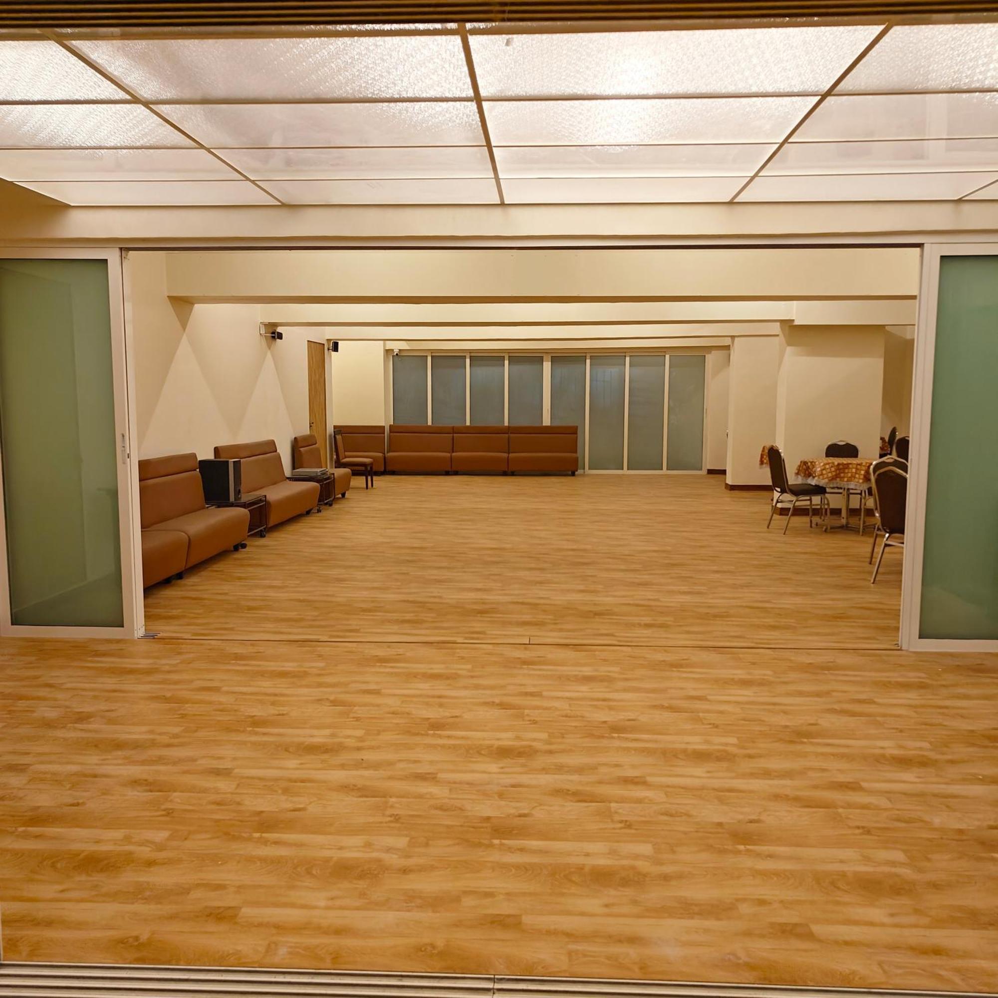 מלון מומביי Tuliip Residency מראה חיצוני תמונה