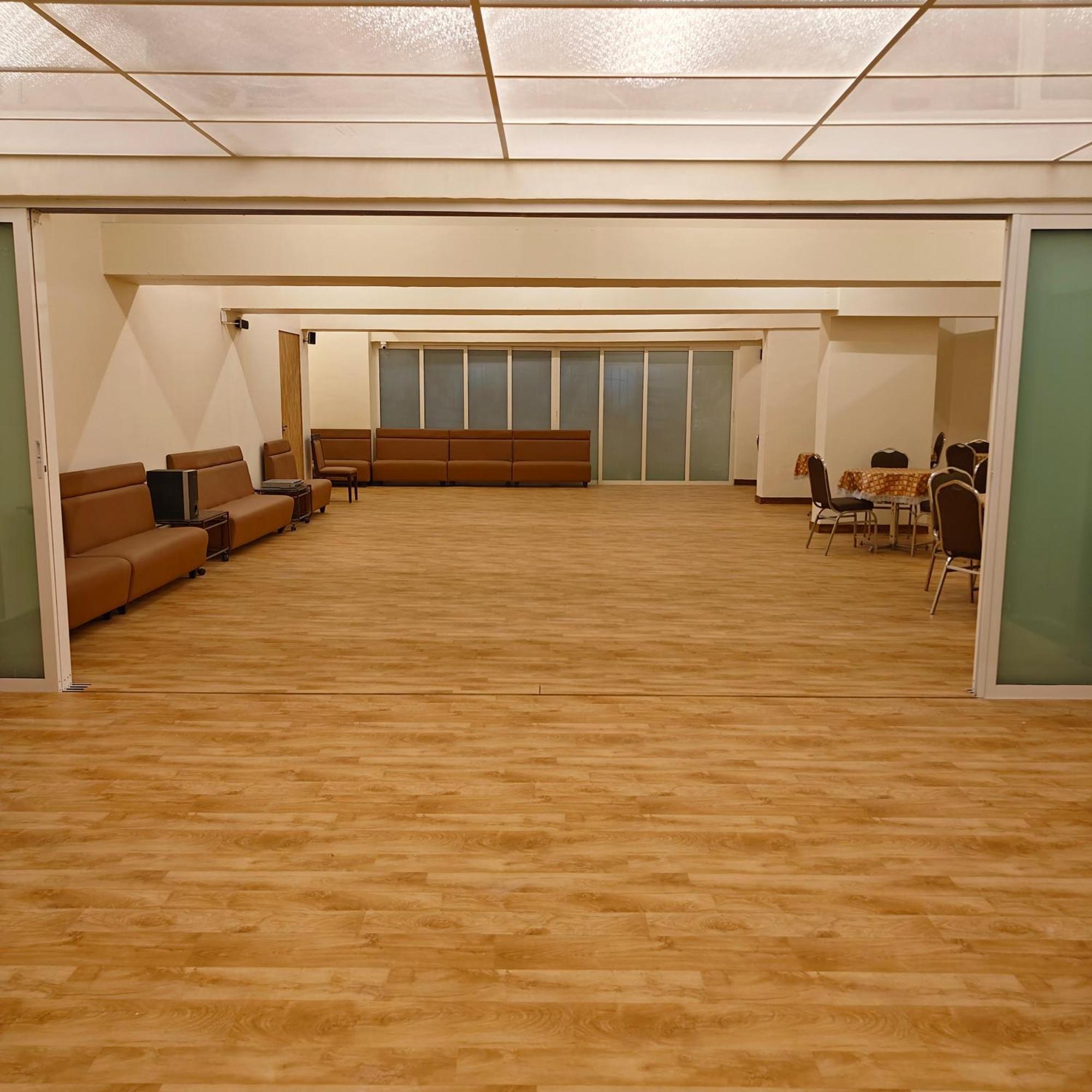 מלון מומביי Tuliip Residency מראה חיצוני תמונה