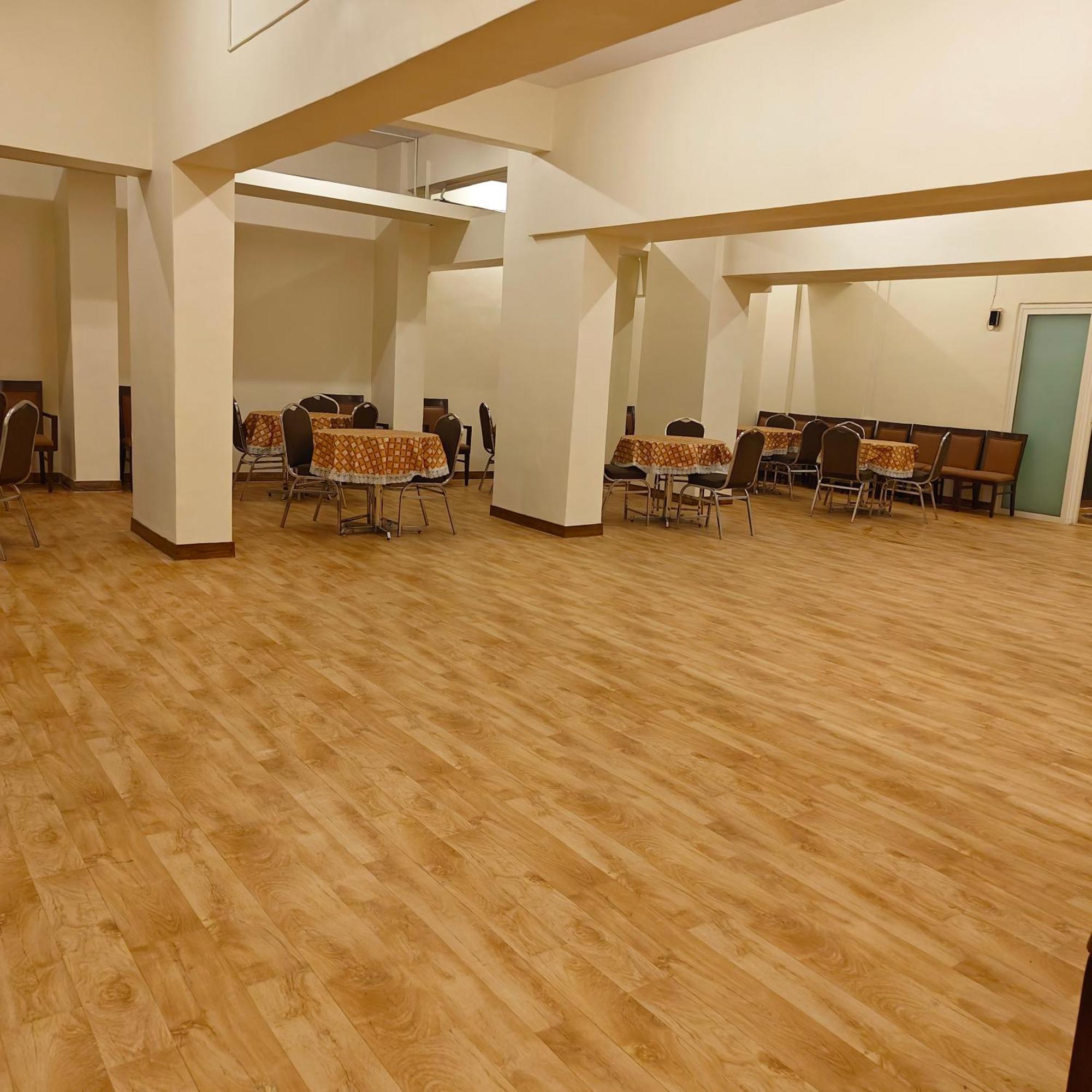 מלון מומביי Tuliip Residency מראה חיצוני תמונה