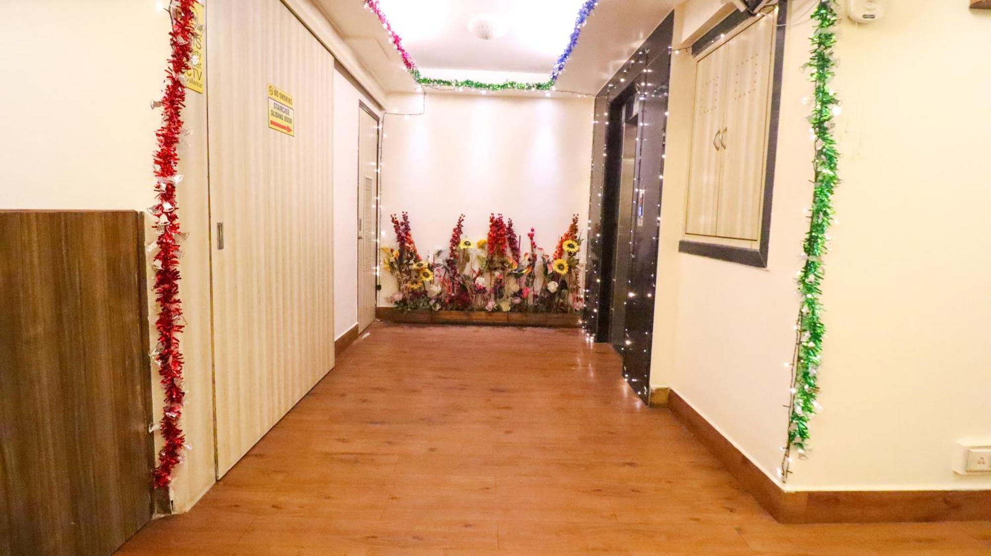 מלון מומביי Tuliip Residency מראה חיצוני תמונה